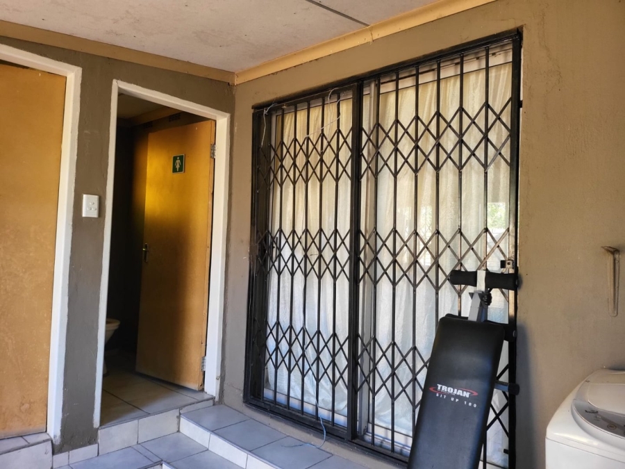 4 Bedroom Property for Sale in Dawkinsville North West